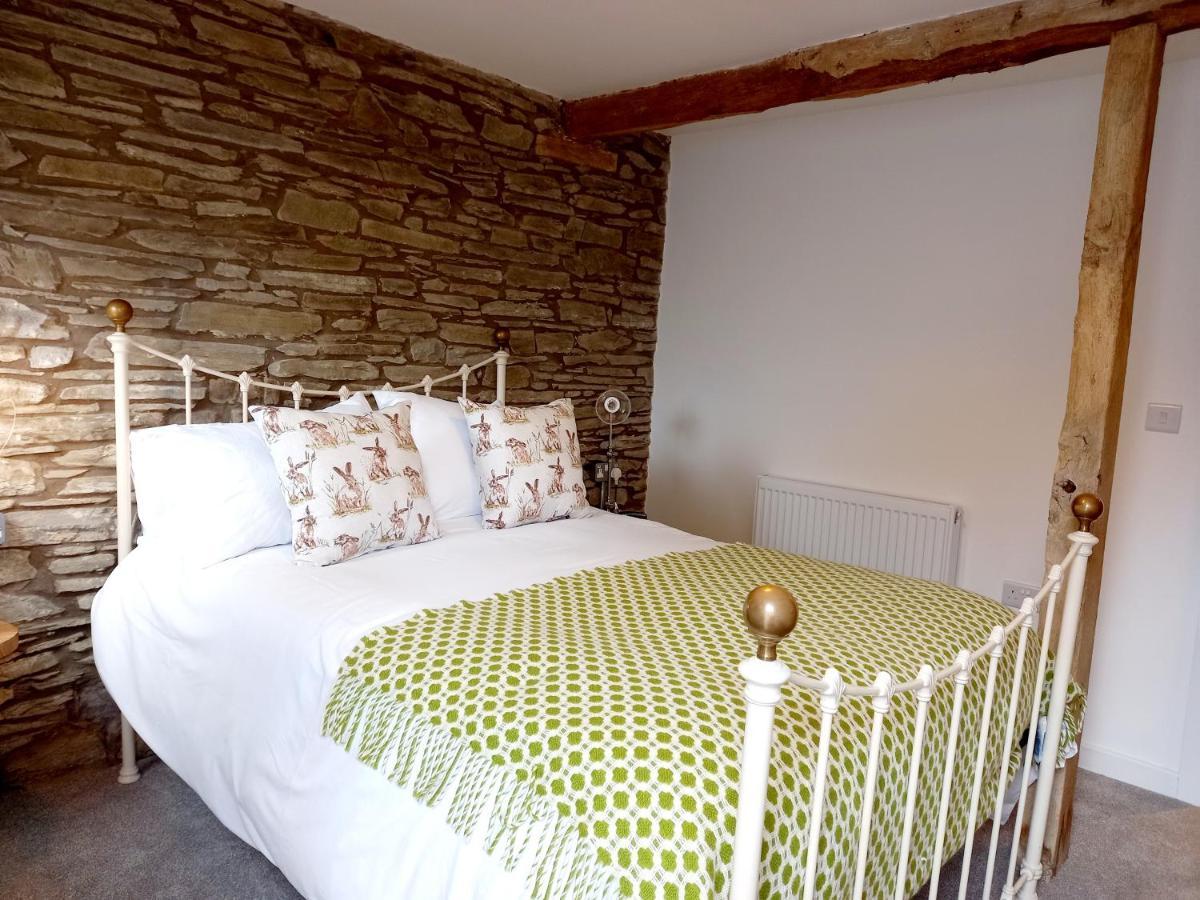 Hay Barn, Penrheol Farm, Unique Barn Conversion Builth Wells Exterior foto